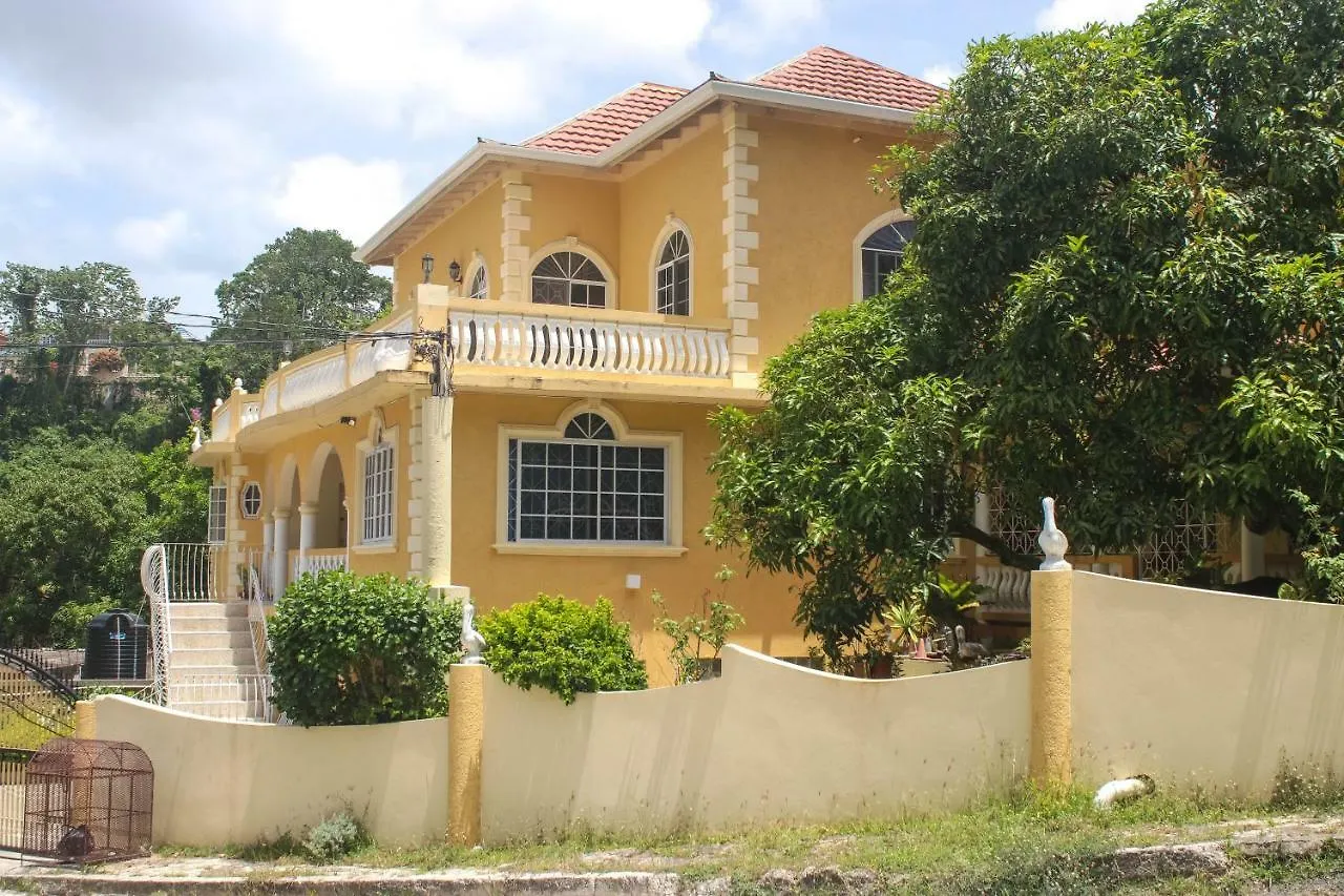 Ericson Studio -Porto Bello Montego Bay Apartment